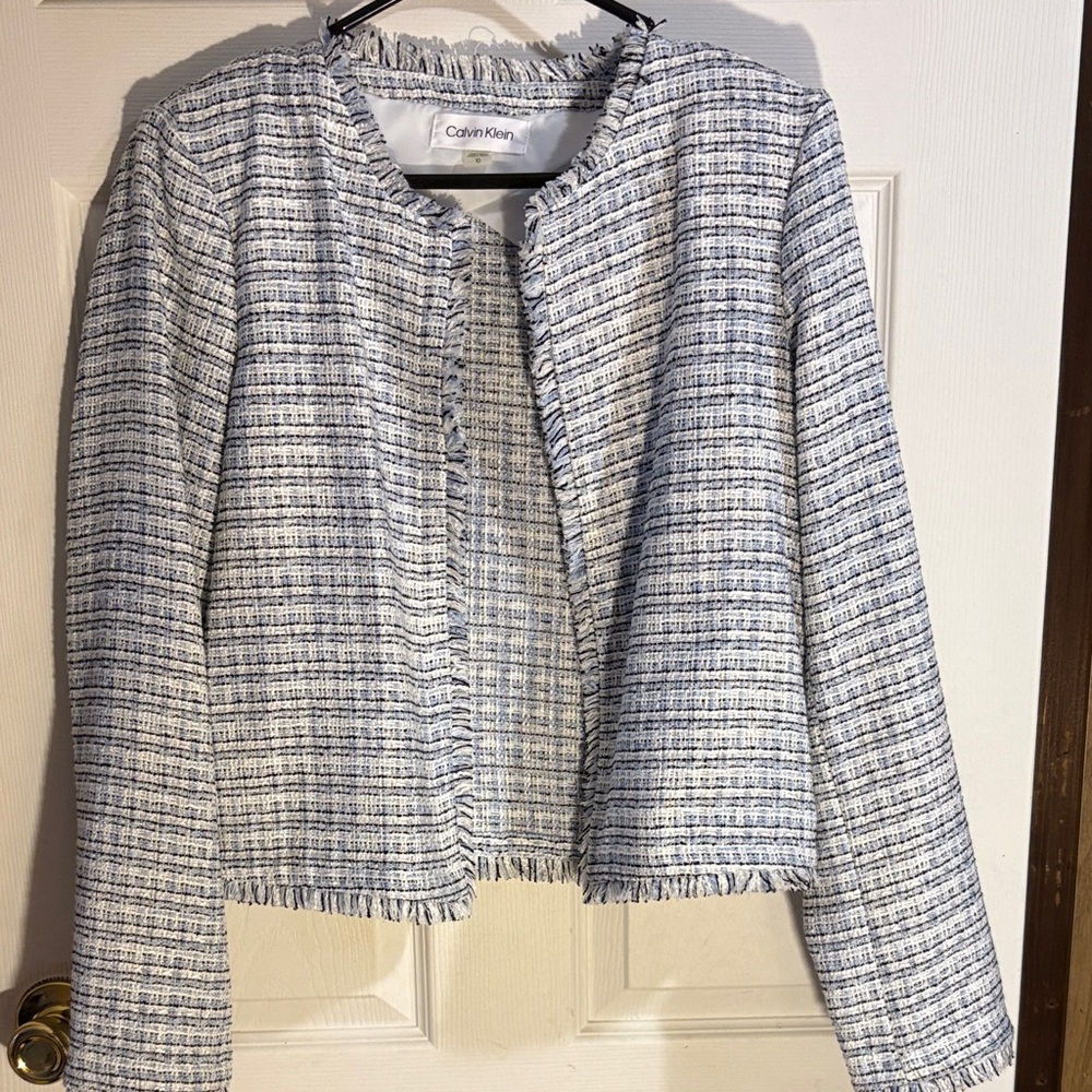 Calvin Klein Women's Textured Blue and White Blazer frayed hemmed Size 10